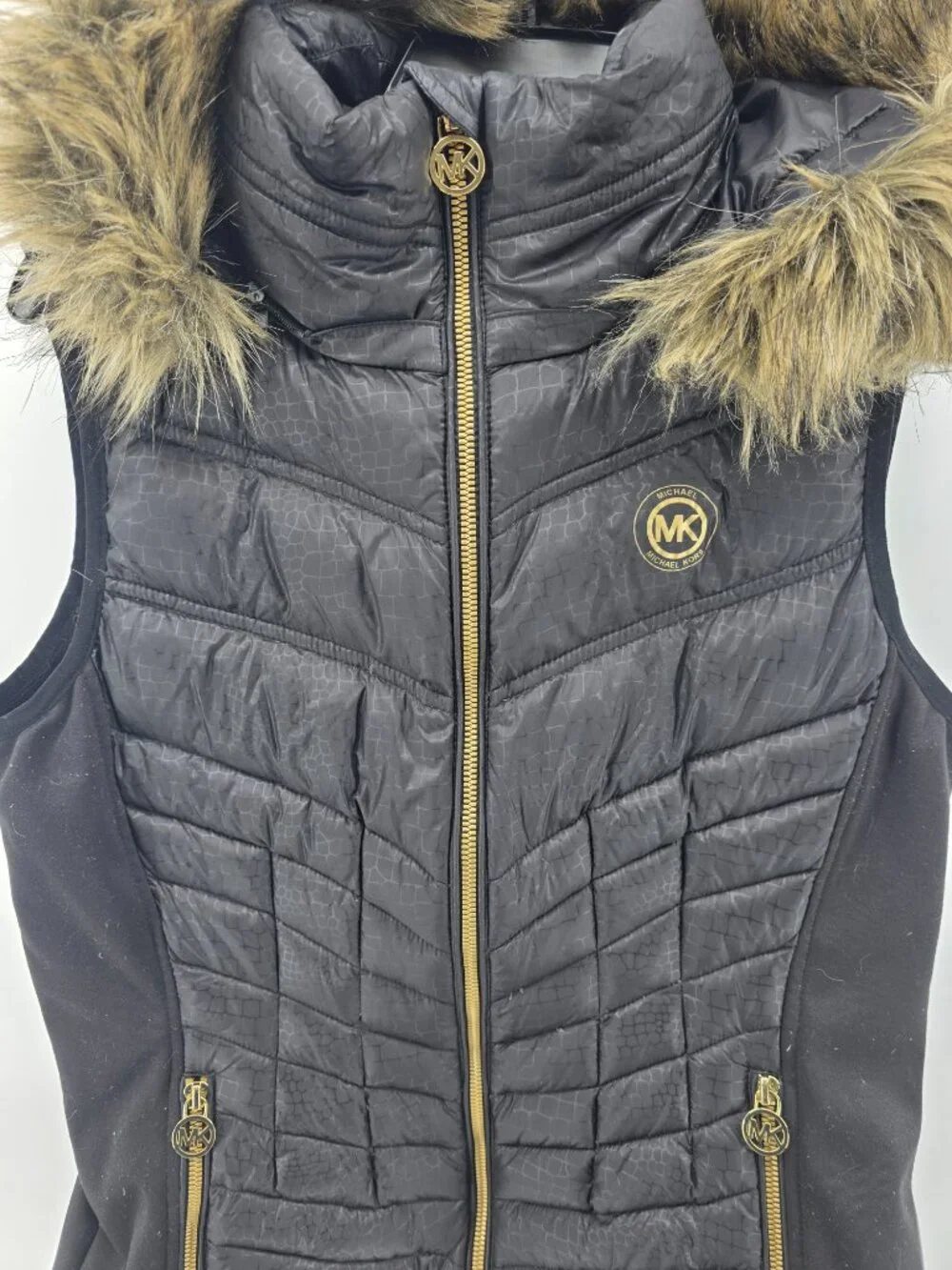 Michael Kors Black Quilted Puffer Vest Size M Faux Fur Hood Gold MK Logo